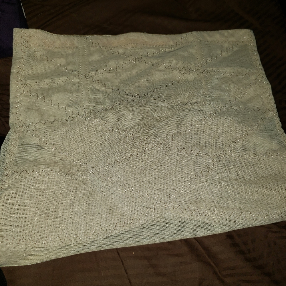 Body Shapers - Picture 3 of 3